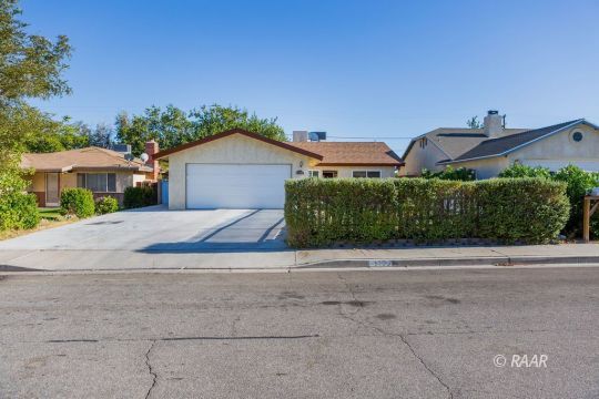1129 West Benson Avenue Ridgecrest, CA 93555 - Photo 4 of 28 Gallery Image 4