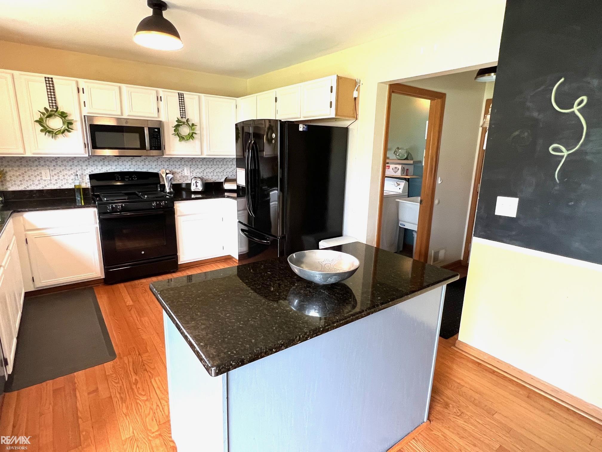 49194 Monte Road Chesterfield, MI 48047 - Photo 10 of 27