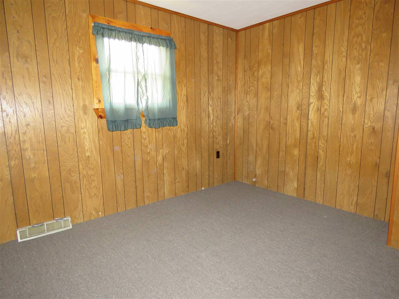 2829 Darling Hill Road Derby, VT 05855 - Photo 15 of 24 Gallery Image 15