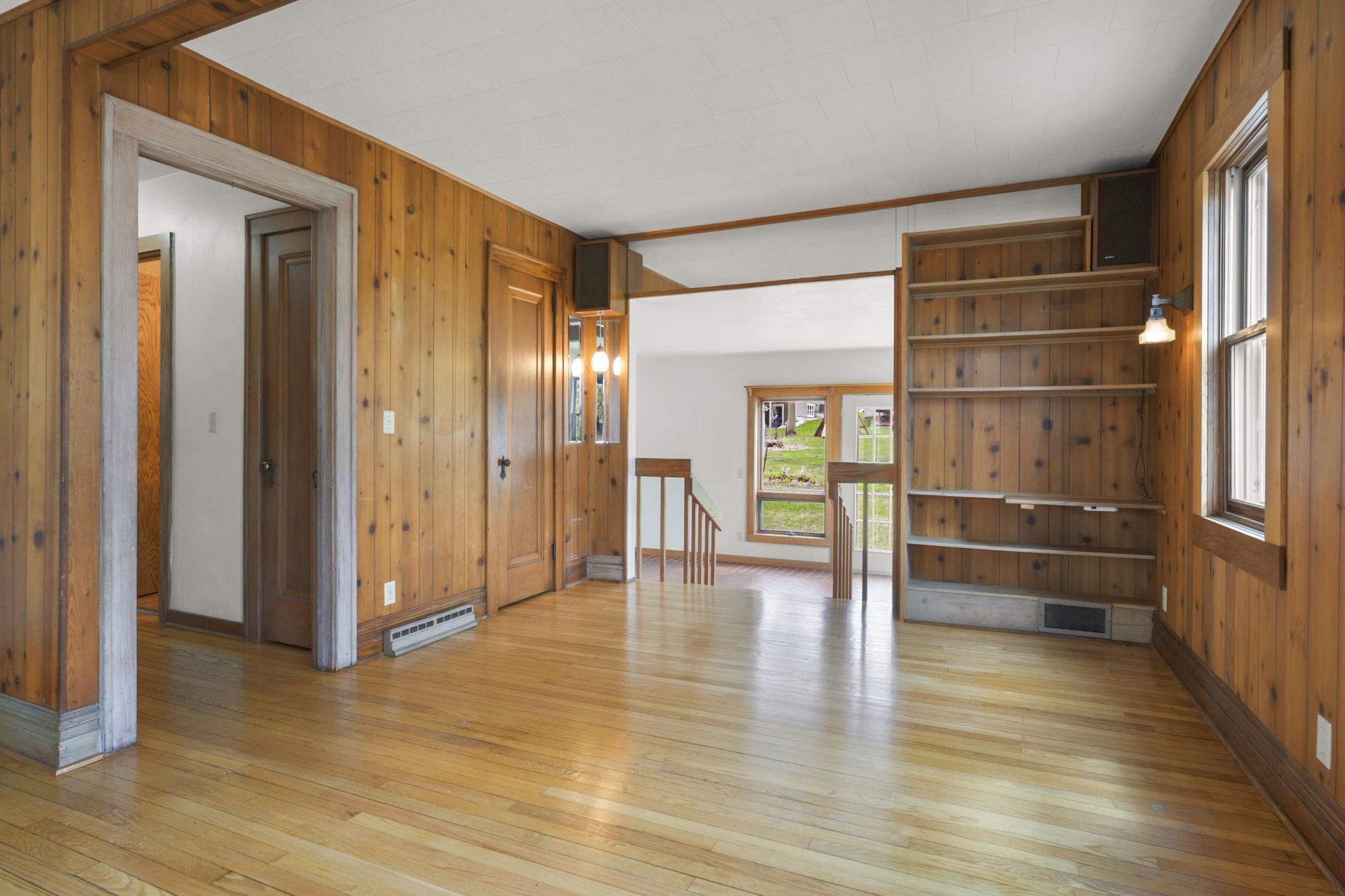 4406 Winnequah Road Monona, WI 53716 - Photo 13 of 68