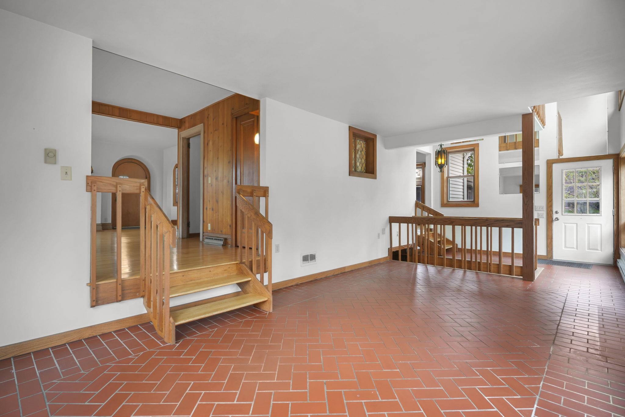 4406 Winnequah Road Monona, WI 53716 - Photo 18 of 68