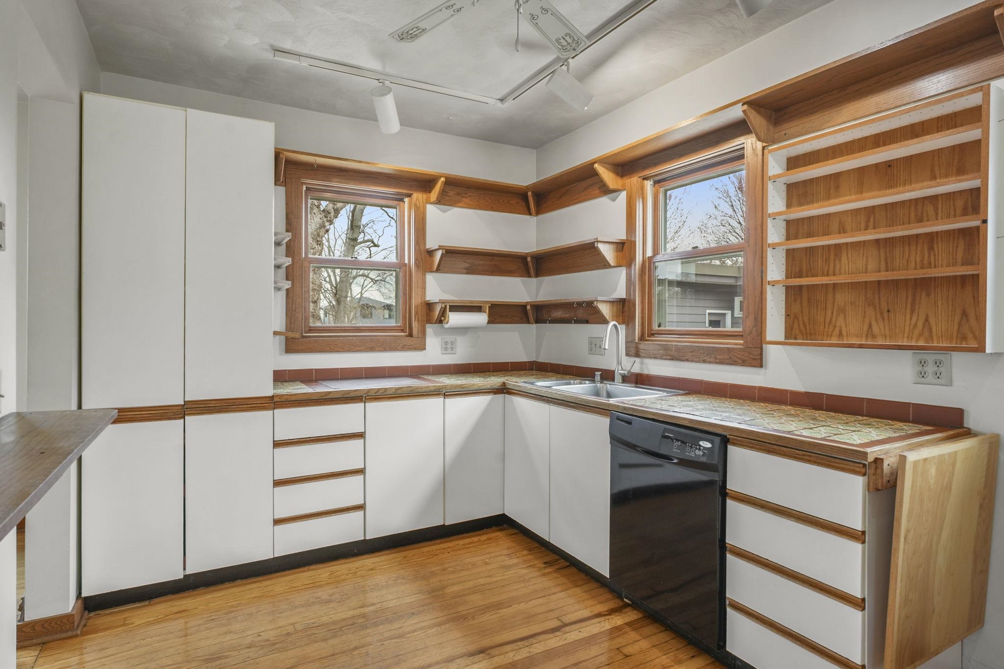 4406 Winnequah Road Monona, WI 53716 - Photo 22 of 68