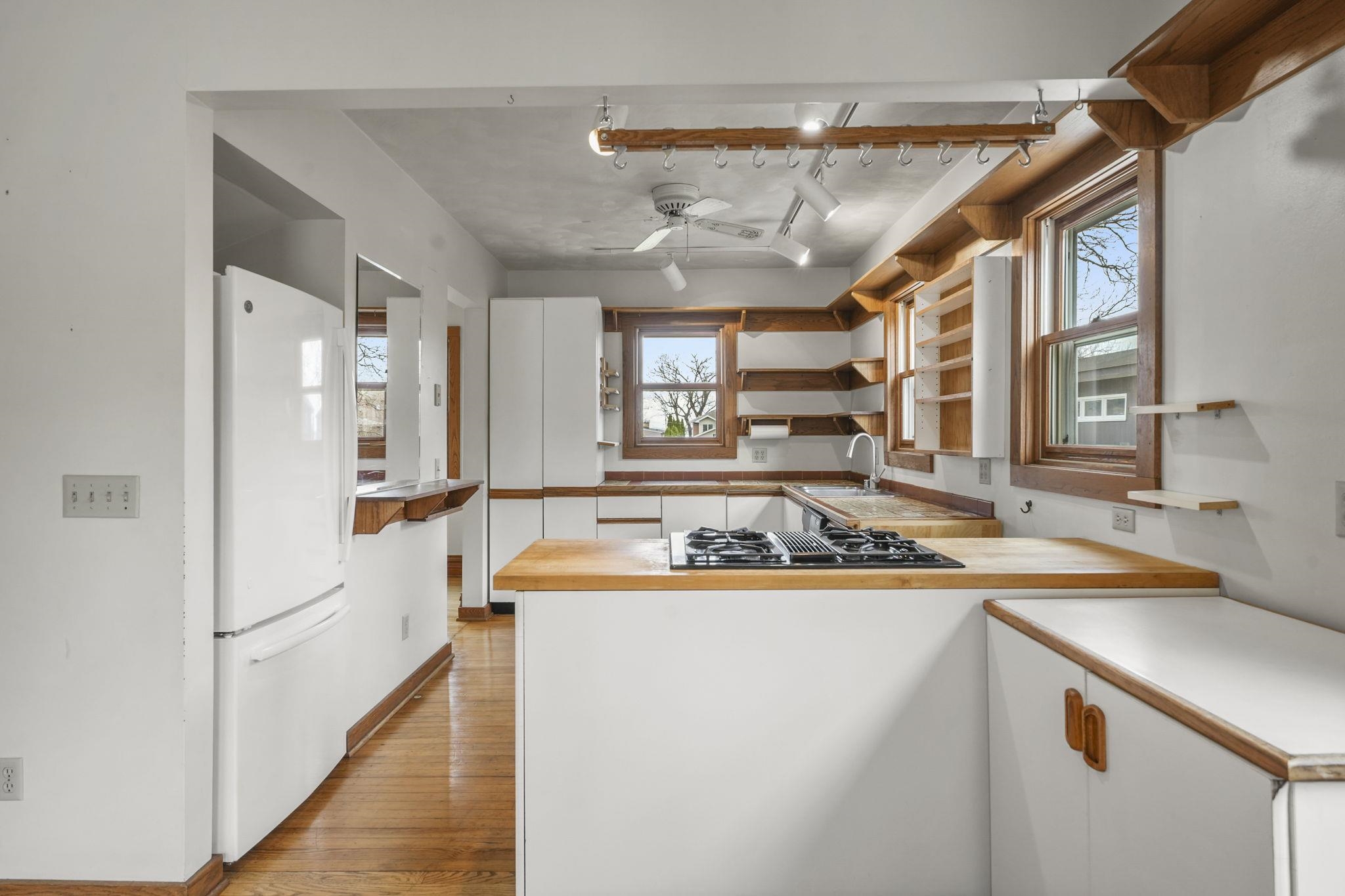 4406 Winnequah Road Monona, WI 53716 - Photo 25 of 68