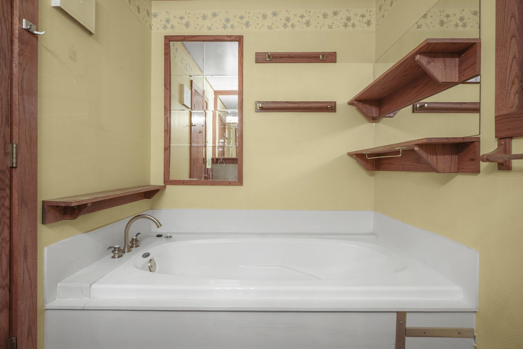 4406 Winnequah Road Monona, WI 53716 - Photo 29 of 68