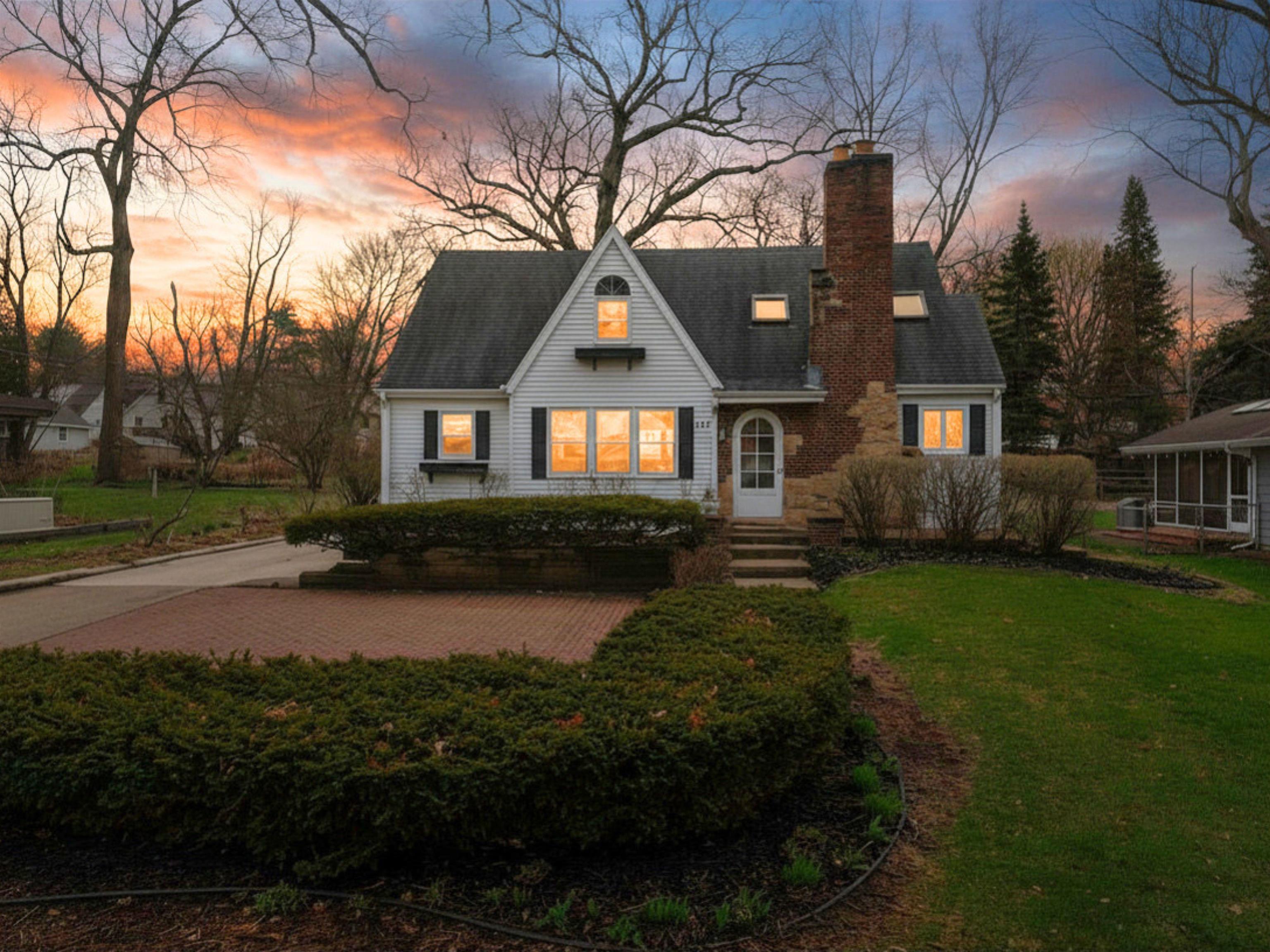 4406 Winnequah Road Monona, WI 53716 - Photo 3 of 68