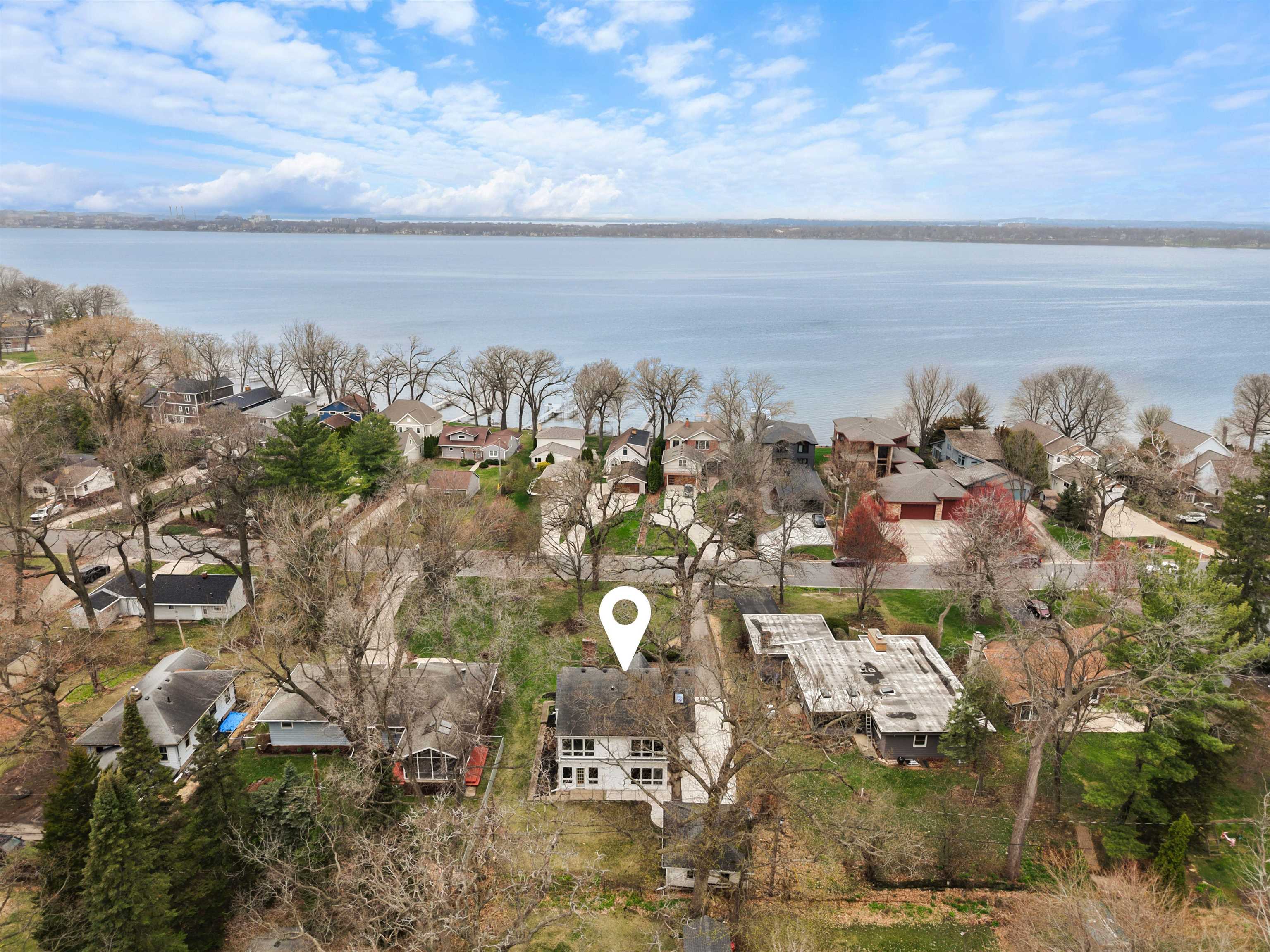 4406 Winnequah Road Monona, WI 53716 - Photo 6 of 68