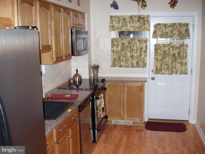 1745 Stokesley Road Dundalk, MD 21222 - Photo 3 of 9 Kitchen #2