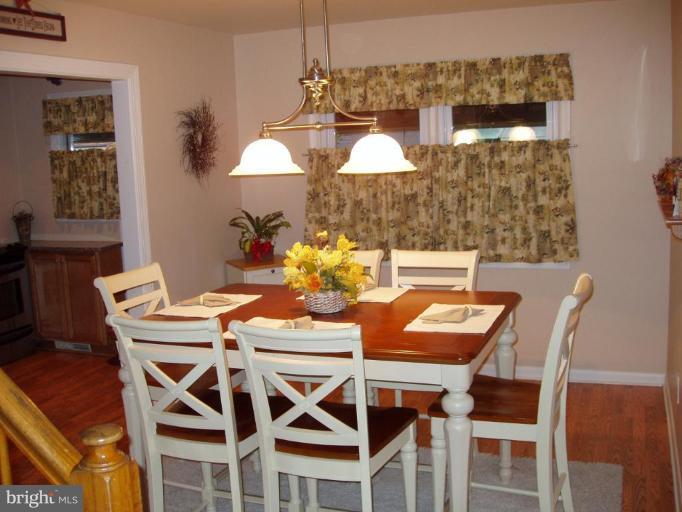 1745 Stokesley Road Dundalk, MD 21222 - Photo 4 of 9 Dining Room