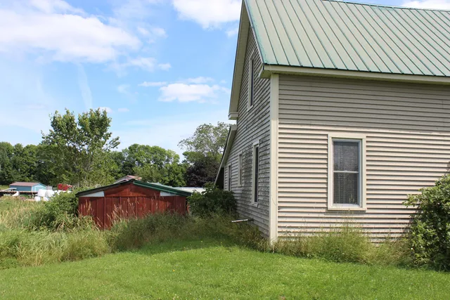 $59,000 | 486 North Street, Sherman, ME 04776