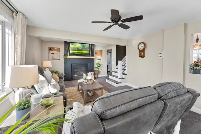 $574,000 | 28297 St Croix Road, Pine City, MN 55063