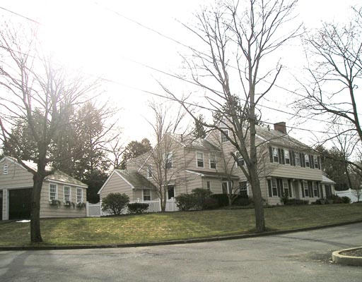 36 Metacomet Road Newton, MA 02468 - Photo 1 of 10