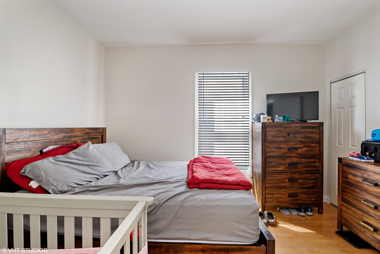 4237 West School Street, Unit 2 Chicago, IL 60641 - Photo 9 of 10