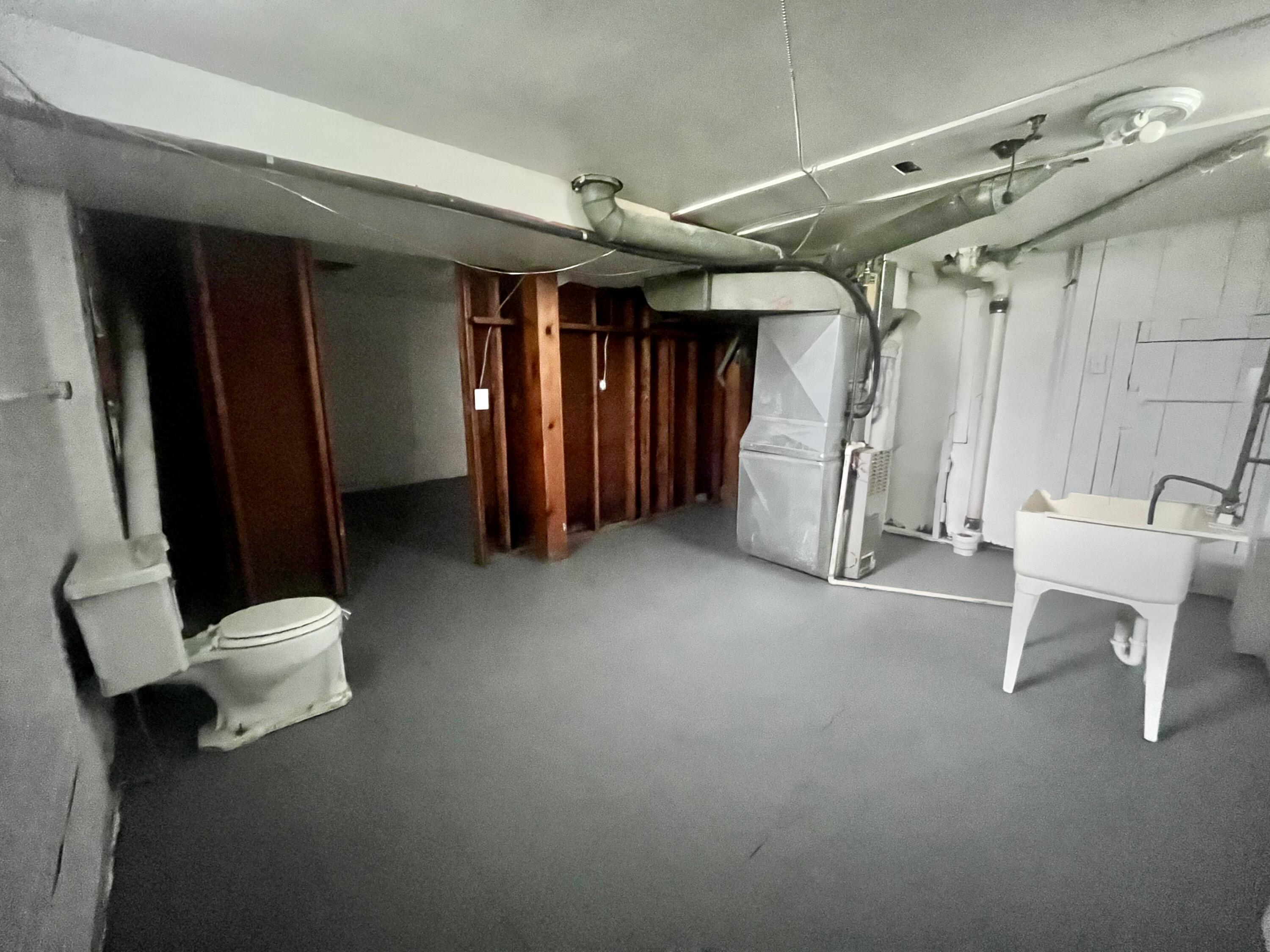19249 Marx Street Detroit, MI 48203 - Photo 16 of 20 20260520_151515000_iOS 3