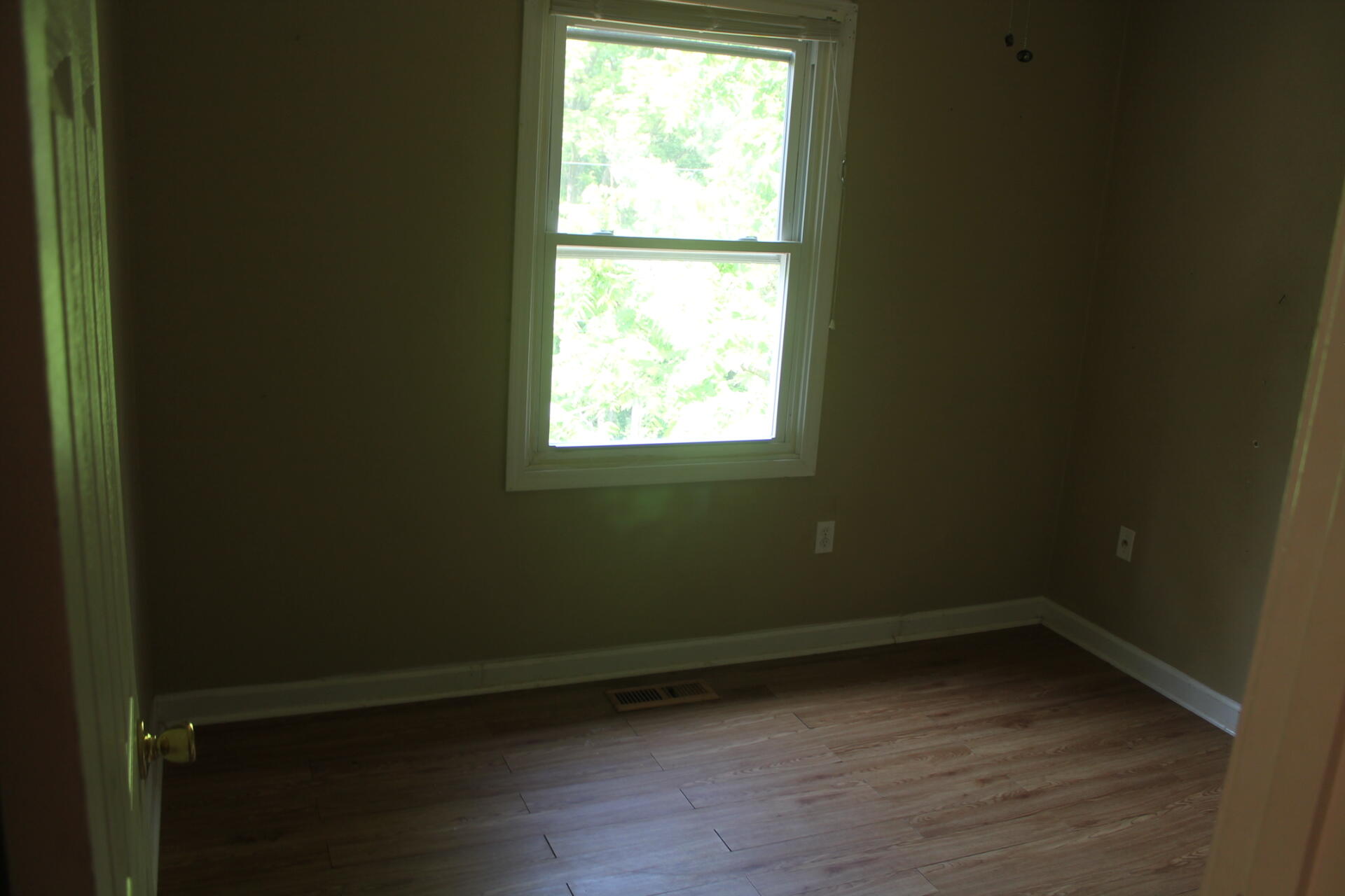 655 Arch Mill Road Buchanan, VA 24066 - Photo 8 of 16 655 Arch Mill 1
