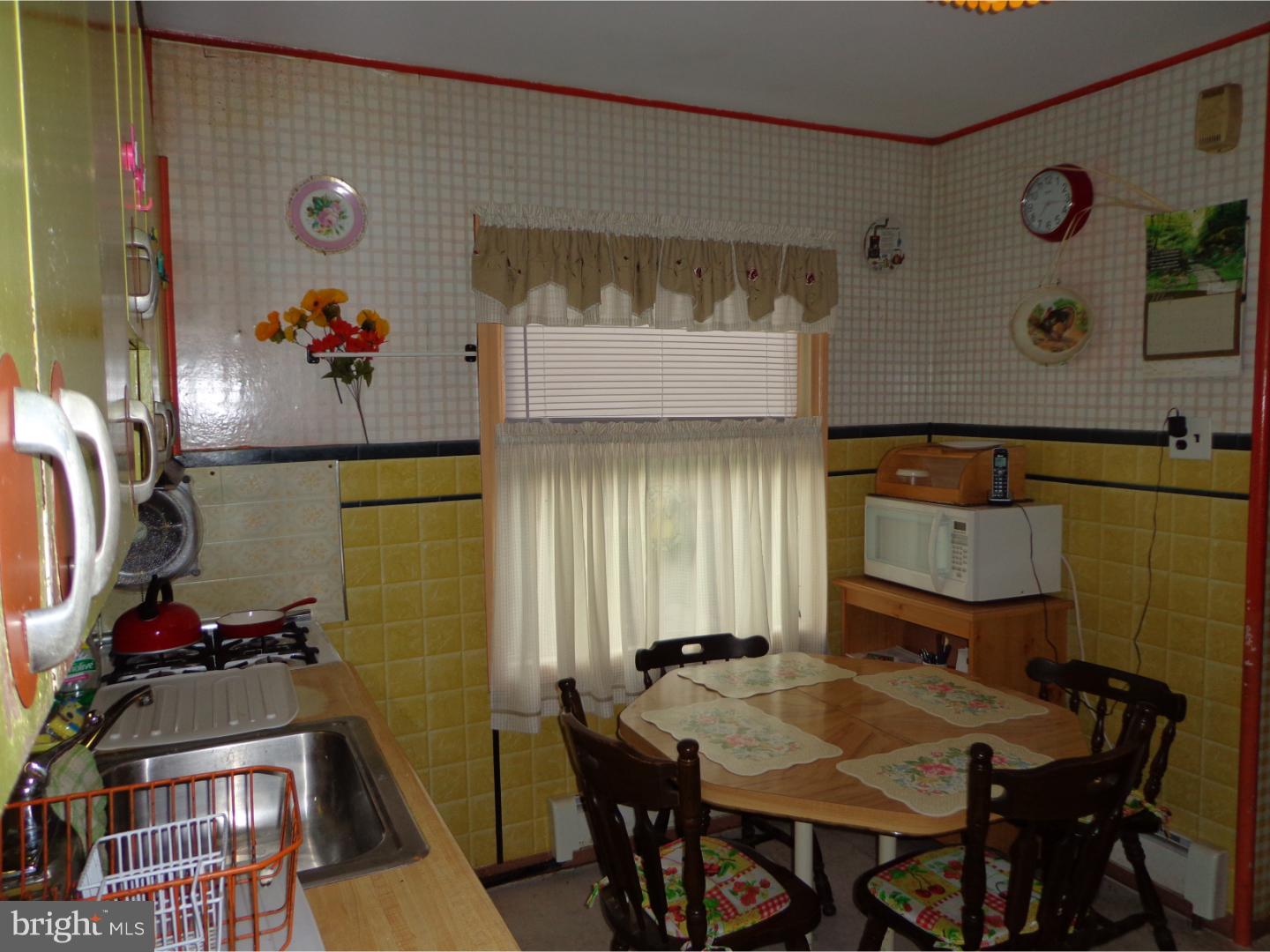 3214 Holyoke Road Philadelphia, PA 19114 - Photo 10 of 15 Gallery Image 10