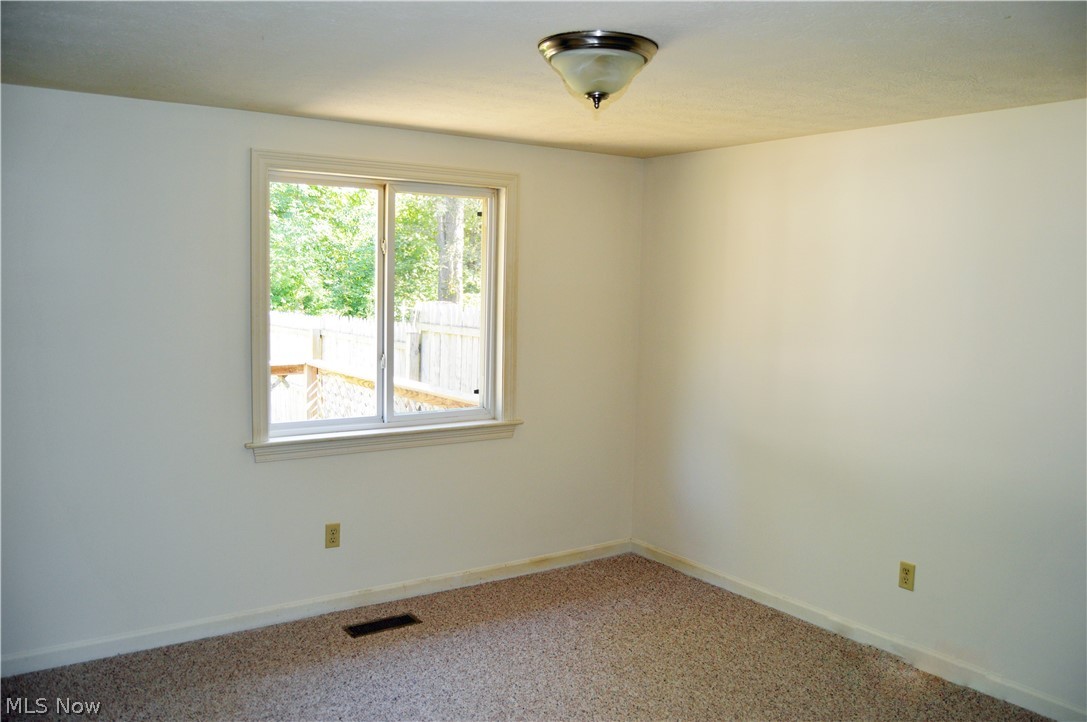 1535 Hubbard Road Madison, OH 44057 - Photo 7 of 12 Master