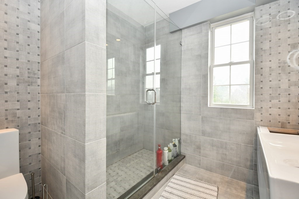 564 Lebanon Hill Road Southbridge, MA 01550 - Photo 17 of 41 Gallery Image 17