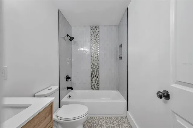 $2,200 | 304 West Idlewild Avenue, Tampa, FL 33604