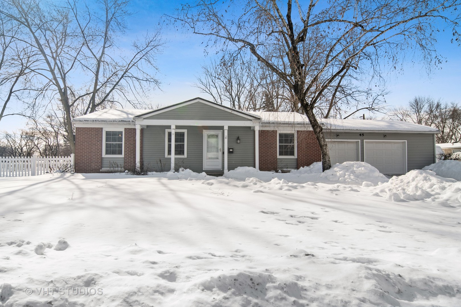 45 Long Beach Road Montgomery, IL 60538 - Photo 1 of 20