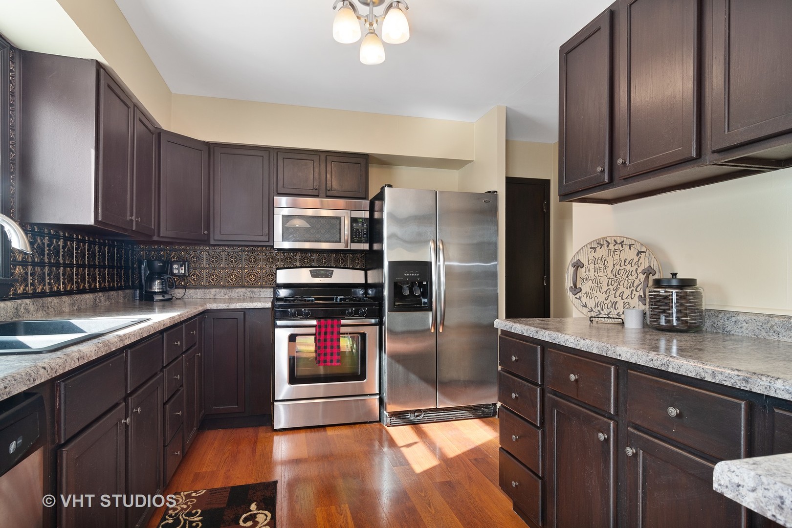 45 Long Beach Road Montgomery, IL 60538 - Photo 4 of 20