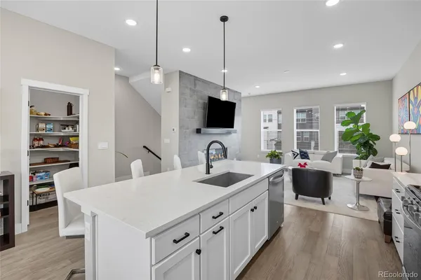 $625,000 | 10139 East 62nd Avenue, Denver, CO 80238