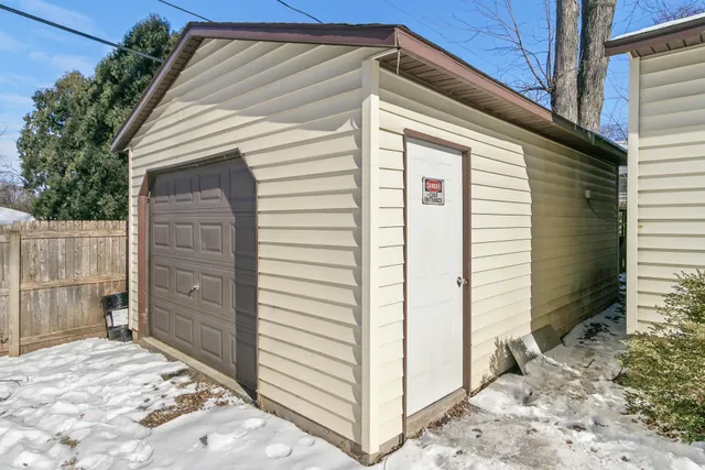 $345,000 | 137 Belmont Road, Madison, WI 53714