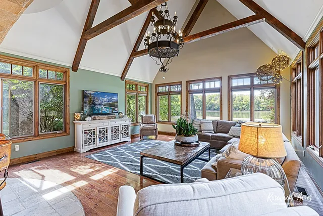 $1,350,000 | 2664 Waldron Avenue, Kankakee, IL 60901