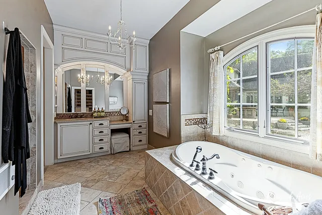 $1,350,000 | 2664 Waldron Avenue, Kankakee, IL 60901