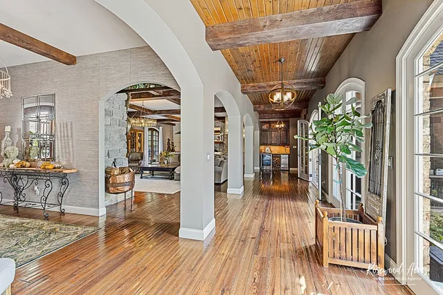 $1,350,000 | 2664 Waldron Avenue, Kankakee, IL 60901