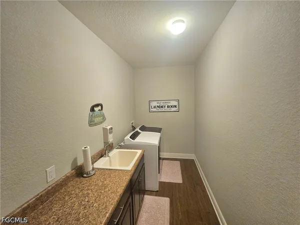 $4,000 | 1919 Southwest 26th Terrace, Cape Coral, FL 33914