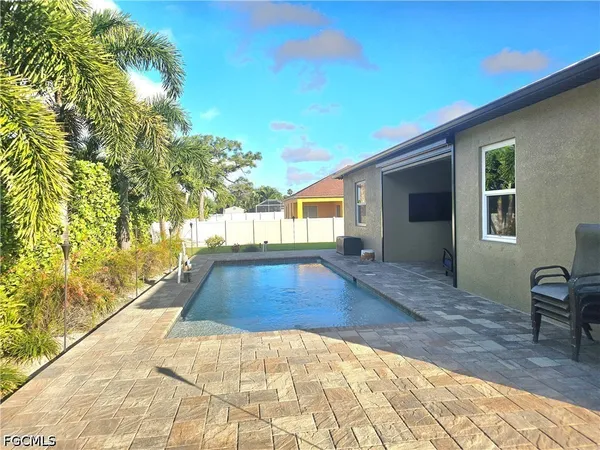 $4,000 | 1919 Southwest 26th Terrace, Cape Coral, FL 33914