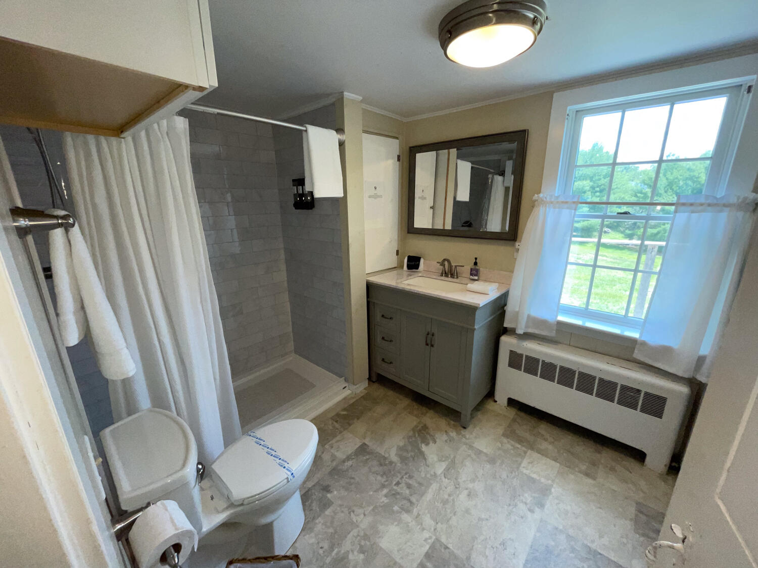 99 Whitney Farm Road Mount Desert, ME 04660 - Photo 15 of 32 Bathroom