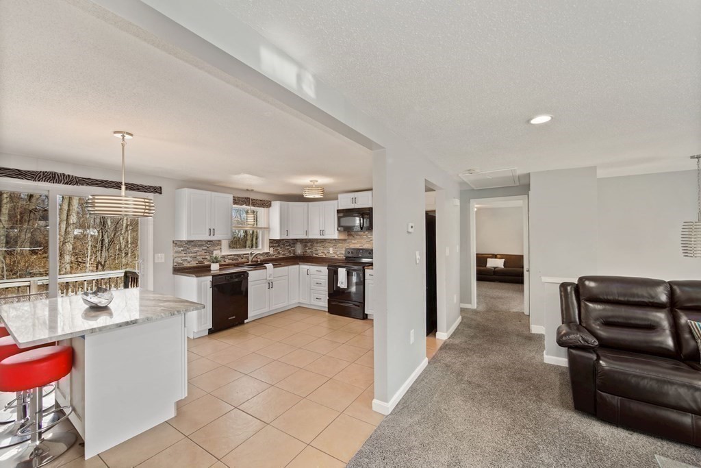 223 Mendon Road Attleboro, MA 02703 - Photo 12 of 29 Gallery Image 12