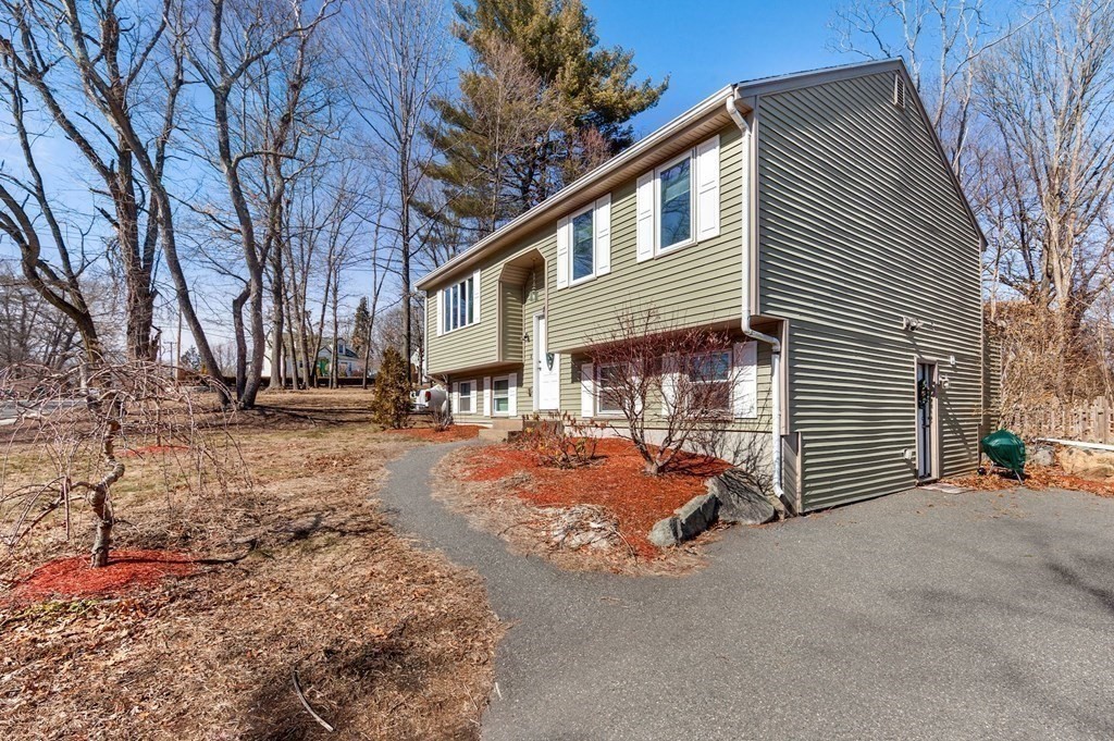 223 Mendon Road Attleboro, MA 02703 - Photo 2 of 29 Gallery Image 2