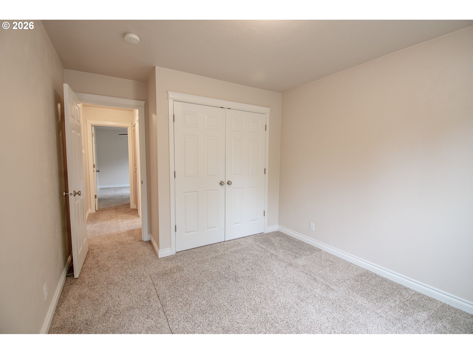 196 Buttercup Loop Cottage Grove, OR 97424 - Photo 18 of 44 Bedroom