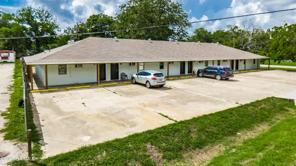 $670 | 314 Deare Street, Unit 21, New Iberia, LA 70560