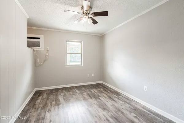 $670 | 314 Deare Street, Unit 21, New Iberia, LA 70560