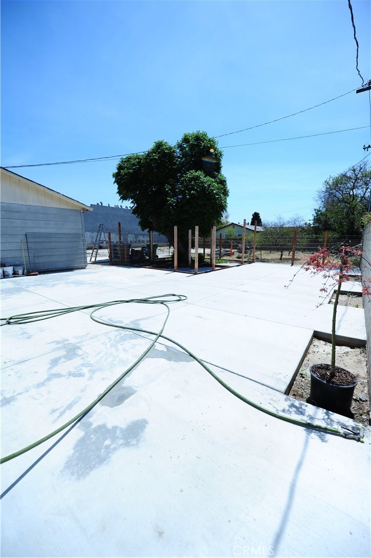 4522 West 1st Street Santa Ana, CA 92704 - Photo 13 of 18