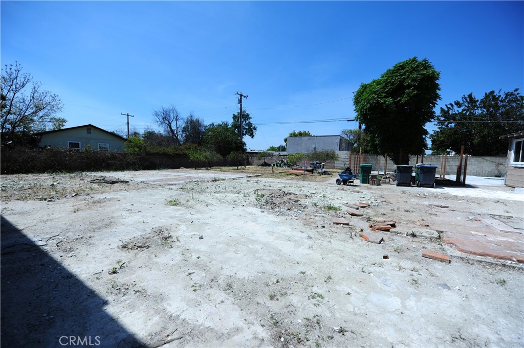 4522 West 1st Street Santa Ana, CA 92704 - Photo 6 of 18