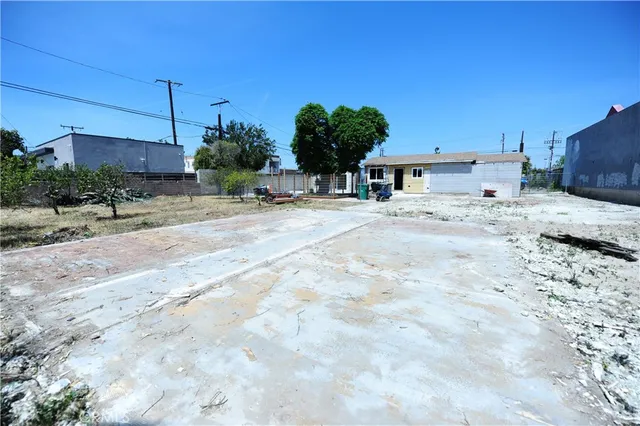 $2,288,888 | 4522 West 1st Street, Santa Ana, CA 92704