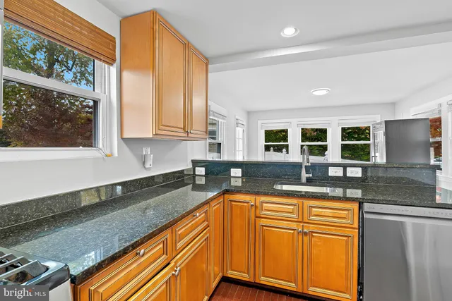 $685,000 | 5506 38th Avenue, Hyattsville, MD 20782