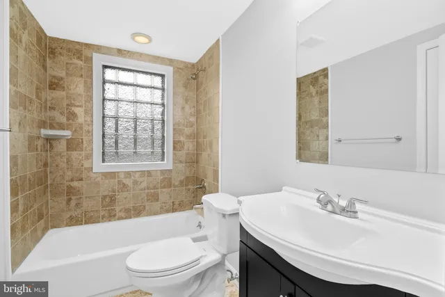 $685,000 | 5506 38th Avenue, Hyattsville, MD 20782