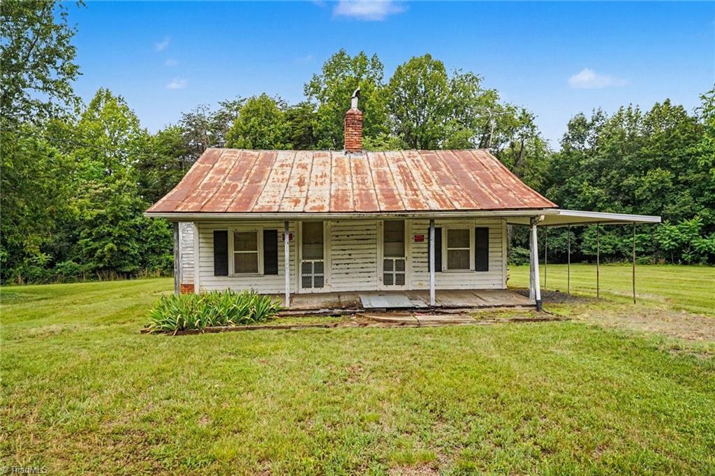 133 Mountain View Road King, NC 27021 - Photo 27 of 35