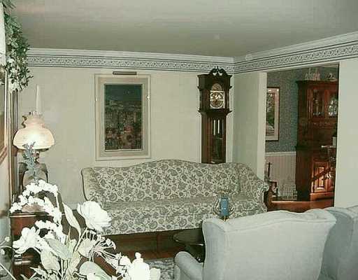 1752 Partridge Run Road Upper St. Clair, PA 15241 - Photo 7 of 8 Gallery Image 7