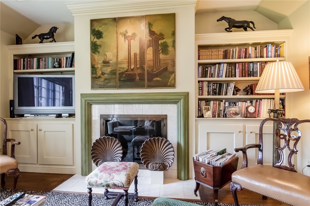 50 Old Boston Neck Road Narragansett, RI 02882 - Photo 11 of 37 Family Room with Fireplace