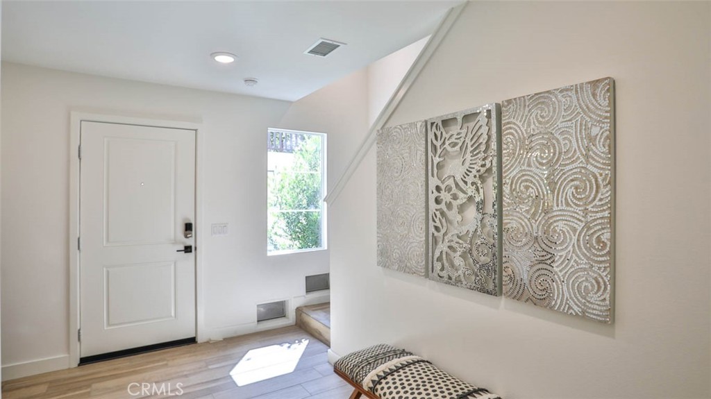 1522 Doheny Way Dana Point, CA 92629 - Photo 9 of 60