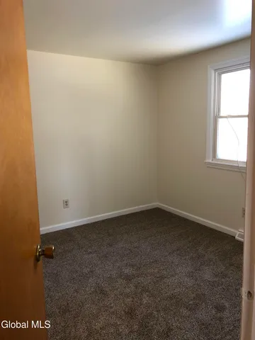 $2,150 | 34 Swayze Drive, Unit B, Colonie, NY 12110