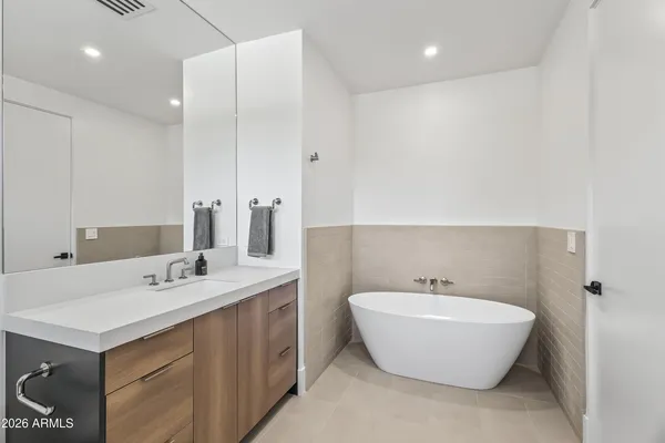 $13,000,000 | 6601 East San Miguel Avenue, Paradise Valley, AZ 85253