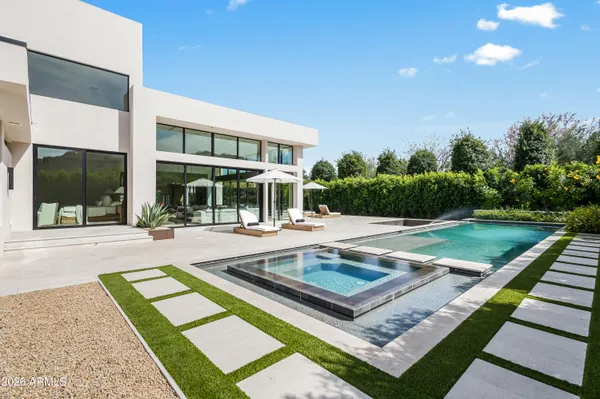 $13,000,000 | 6601 East San Miguel Avenue, Paradise Valley, AZ 85253