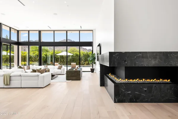 $13,000,000 | 6601 East San Miguel Avenue, Paradise Valley, AZ 85253